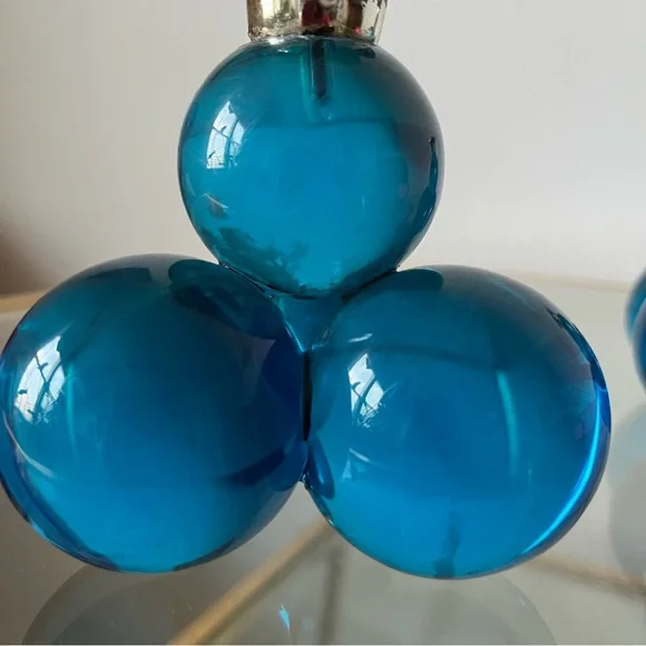 Pair of Retro Vintage Blue Lucite Grape Candle Holders - Picture 15 of 15